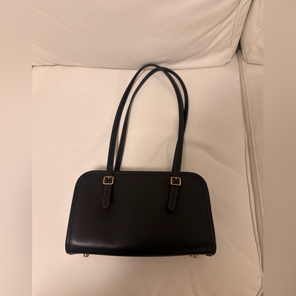 Coach Swing Zip - Picture 2 of 7